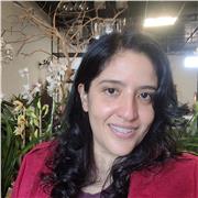 Professora de língua portuguesa e literatura para crianças e jovens